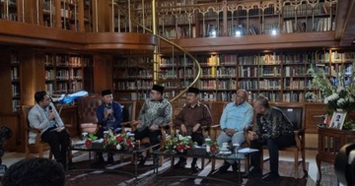 IIFTIHAR dan Detikcom: Memuliakan Warisan Teknologi B.J. Habibie untuk Kemajuan Dunia Islam