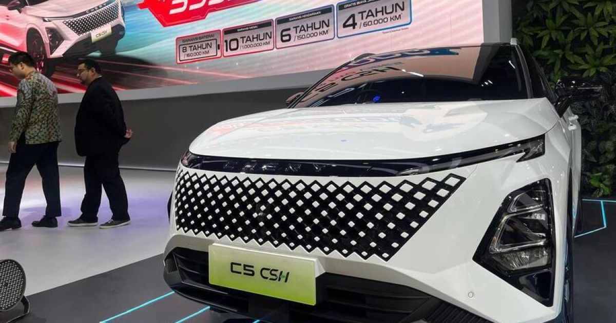 Chery Meluncurkan C5 CSH yang dibanderol Rp399 Juta di gelaran IIMS 2026, pada Kamis, 5 Februari 2026 (Foto Bloomberg Technoz/Elisabet Lisa Listiani)