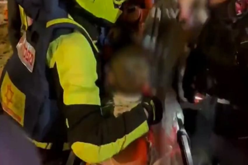 Tel Aviv Membara! Serangan Rudal Balasan Iran Renggut Nyawa Warga Israel