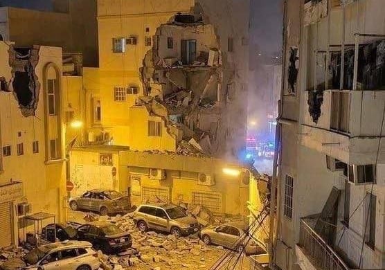 Misil dan drone Iran guncang Dubai, Doha dan Manama. Foto/X/Tehran Times