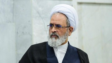 Iran telah menunjuk ulama senior, Ayatollah Alireza Arafi, memimpin Dewan Kepemimpinan Sementara yang akan mengambil alih tugas mendiang Khamenei sementara. (Foto: AFP/HANDOUT)