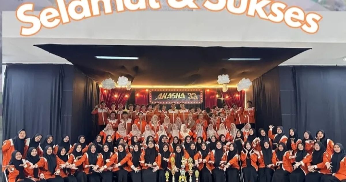 Foto: Tim Olimpiade MAN 2 Mataram meraih 26 Medali pada ajang Senior High School Olympiade tingkat provinsi yang digelar oleh Kemenag NTB dan POSI (Foto: Humas MAN 2 Mataram)