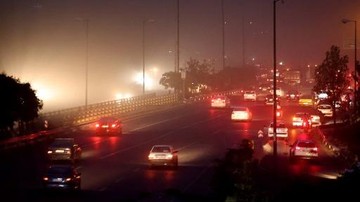 Ibu Kota Iran Diguncang Serangan Udara Dini Hari, Bandara Utama Terbakar Hebat