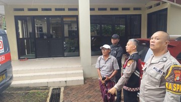 Pencurian sepeda di Depok saat pemilik salat tarawih. (Foto: Istimewa)