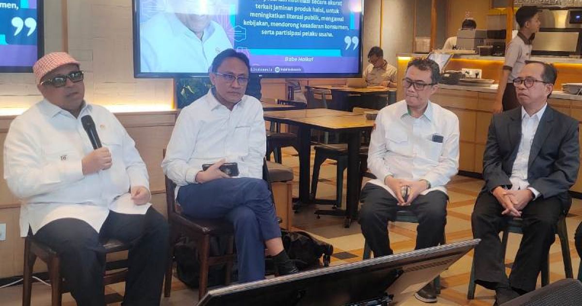 BPJPH meyakini meningkatnya kesadaran masyarakat terhadap pentingnya produk halal jadi faktor penting yang mendorong semakin luasnya penerapan sertifikasi halal. foto:  Henry Hens