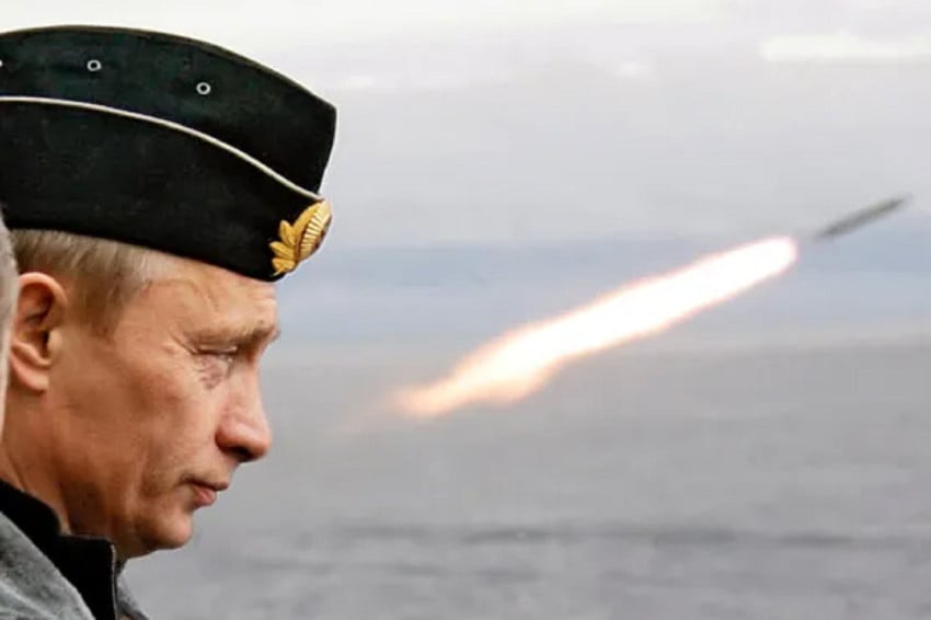 Para pakar menilai Presiden Rusia Vladimir Putin menjadi pemenang besar dalam perang Iran vs AS-Israel karena lonjakan harga minyak. Foto/Layanan Pers Kepresidenan Rusia/TASS