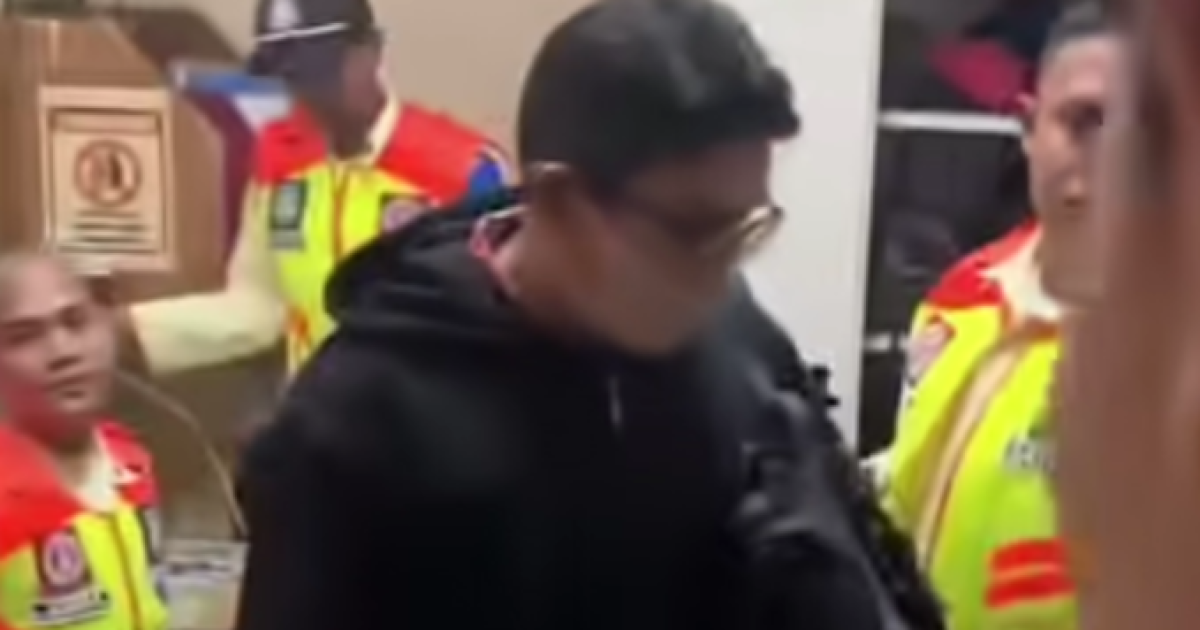 Viral! Diduga Dosen Unpam Lakukan Pelecehan di KRL