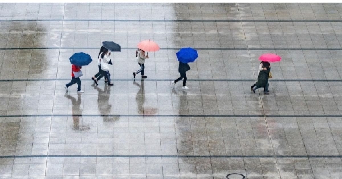 BMKG Terbitkan Peringatan Dini: Jakarta Berstatus Waspada Hujan pada 23 Maret