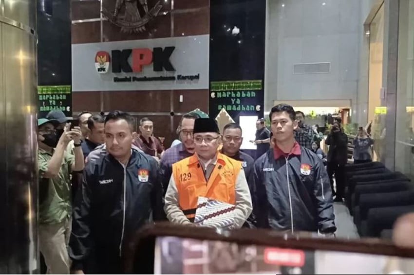 KPK mengalihkan lagi penahanan tersangka dugaan korupsi kuota haji Yaqut Cholil Qoumas (Gus Yaqut) menjadi tahanan Rutan KPK, Senin (23/3/2026). Sebelumnya, status tahanan rumah mantan Menag itu menjadi kontroversi. Foto: Dok Sindonews