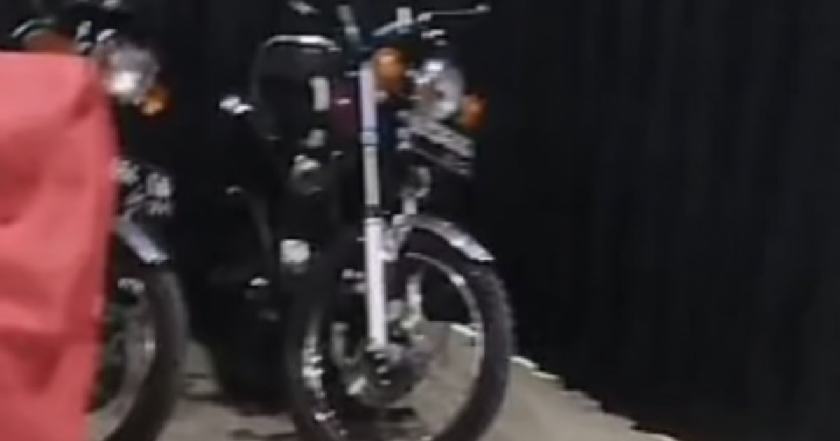 Gedung UPT di Tangsel diduga jadi garasi motor mewah milik pejabat tinggi Tangsel.