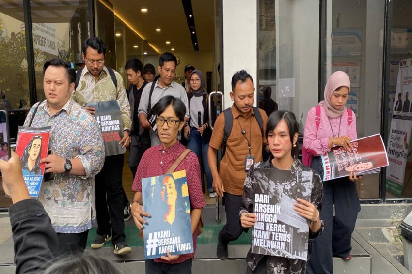 TAUD menyayangkan sikap Polda Metro Jaya yang melimpahkan kasus penyerangan air keras terhadap aktivis Kontras Andrie Yunus ke Puspom TNI usai audiensi dengan Komnas HAM di Jakarta Pusat, Selasa (31/3/2026). Foto: Danandaya