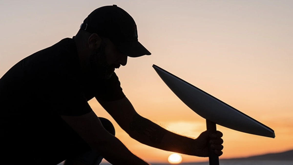 Misteri Ledakan Satelit Starlink: SpaceX Ungkap Dampak Terhadap Misi Artemis II dan ISS