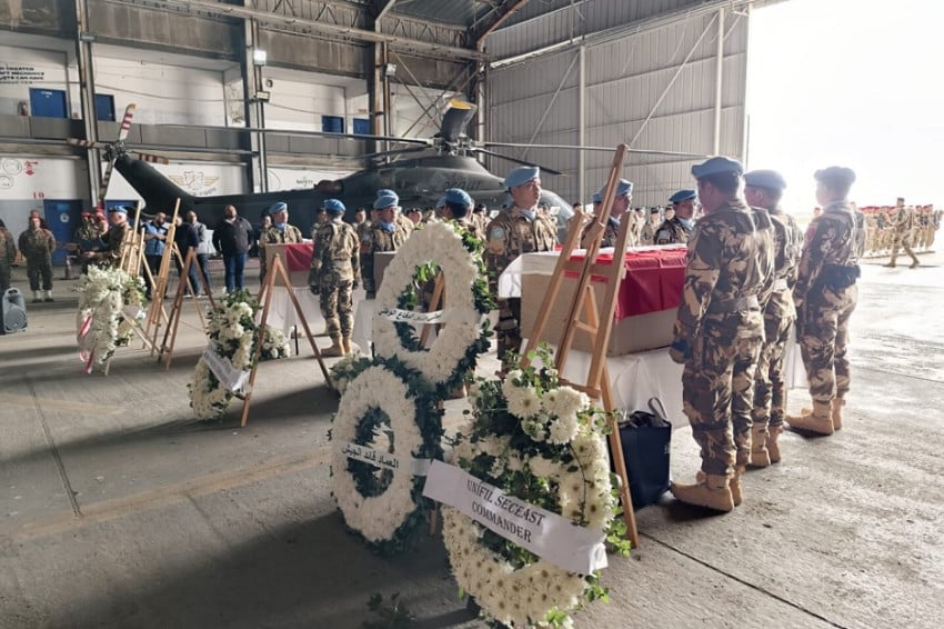 Upacara pelepasan dan penghormatan jenazah ketiga personel penjaga perdamaian Indonesia tersebut di Bandara Internasional Rafic Hariri di Beirut, Lebanon /Istimewa.