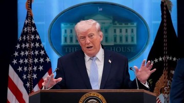 Pengakuan Mengejutkan Trump: AS Gagal Total Kirim Senjata untuk Revolusi Warna di Iran
