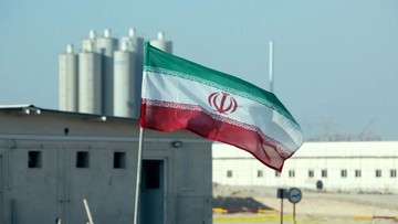 Bendera Iran (Foto: Middle East Monitor)