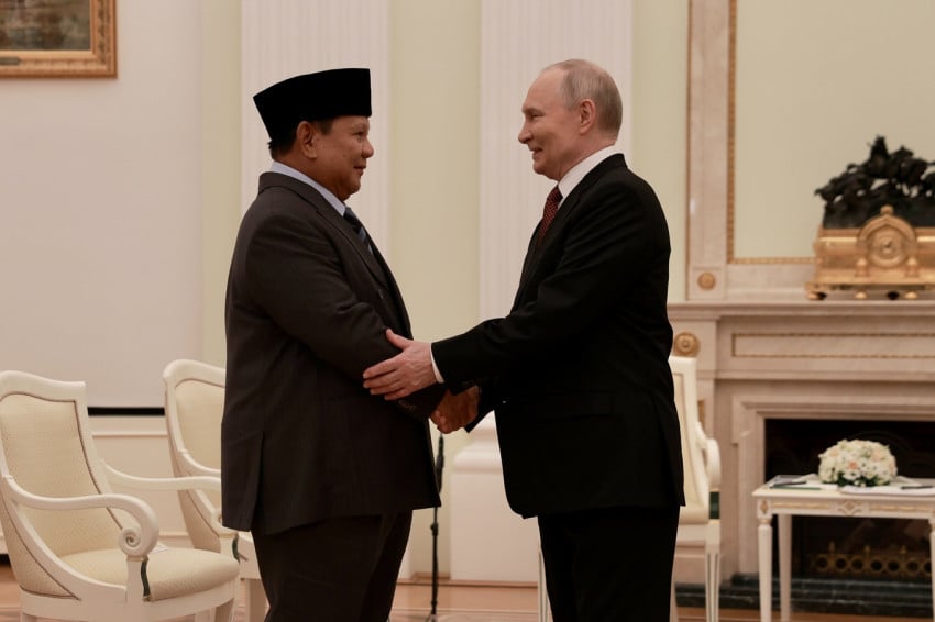 Presiden Prabowo Subianto dan Presiden Rusia Vladimir Putin melakukan pertemuan bilateral di Kremlin, Moskow, Rabu (10/12/2025). Foto/BPMI Setpres