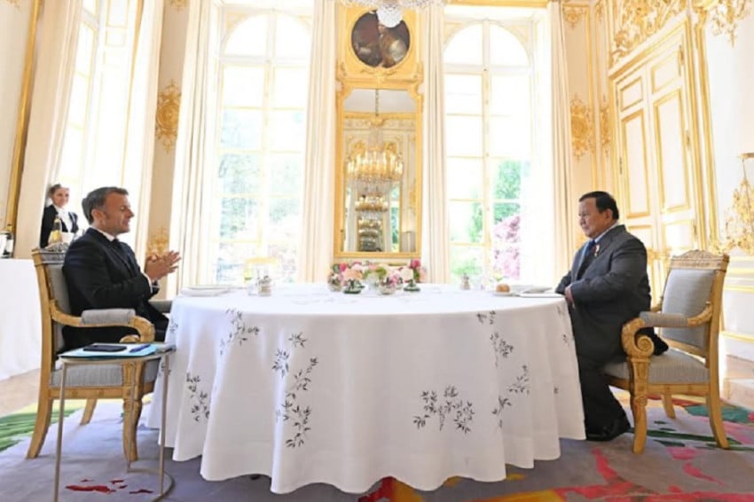 Presiden Prabowo Subianto bertemu Presiden Prancis Emmanuel Macron membahas kerja sama pengadaan alutsista hingga pengembangan energi di Paris, Selasa (14/4/2026). Foto/BPMI Setpres