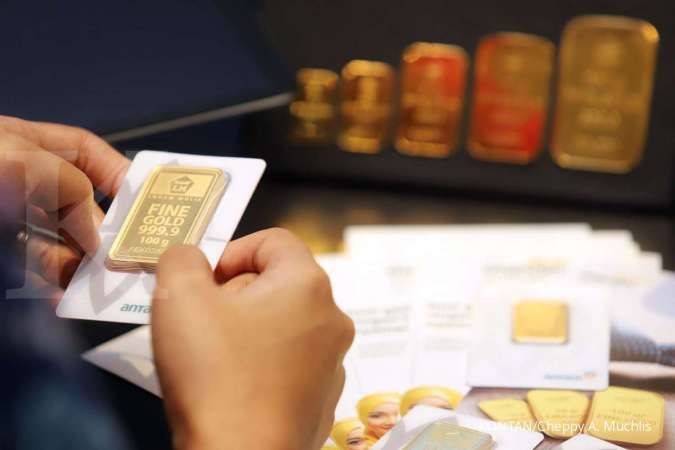 ILUSTRASI. Harga emas Antam Logam Mulia turun Rp 20.000 per gram jadi Rp 2.868.000 per gram pada Jumat (17/4/2026)