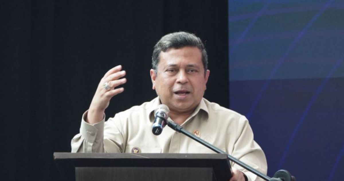 Kepala BPJPH Babe Haikal tegaskan sertifikat halal jadi kunci penting dalam meningkatkan daya saing industri tekstil Indonesia di kancah global. foto: BPJPH