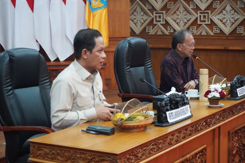 Langkah Berani Bali Akhiri Era Open Dumping: KLH Desak Percepatan Pemilahan Sampah Global