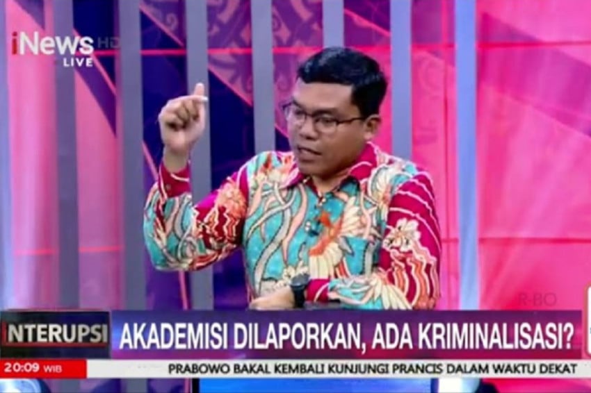 Direktur Eksekutif Voxpol Center, Pangi Syarwi Chaniago merespons dipolisikannya Feri Amsari menyatakan bahwa unsur yang terpenting dalam negara demokrasi adalah kebebasan. Foto/iNews TV