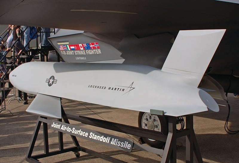 Rudal jelajah presisi tinggi Joint Air-to-Surface Standoff Missile-Extended Range (JASSM-ER). Foto/wikipedia