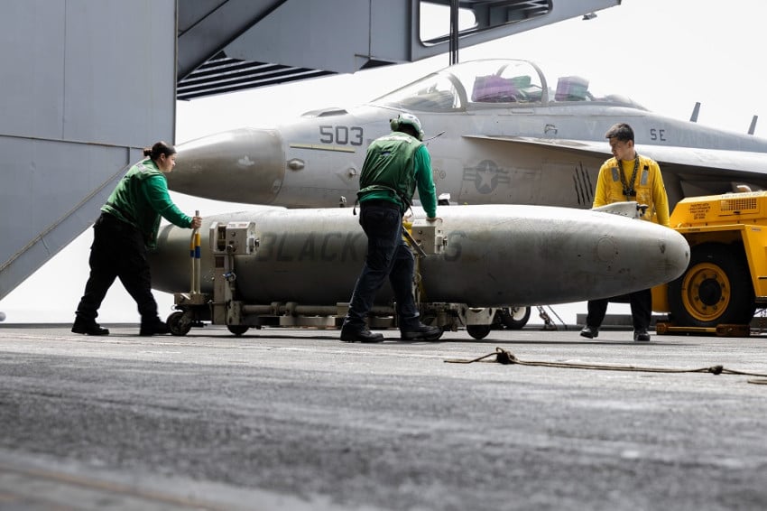 Biaya perang Iran capai Rp603 triliun. Foto/X/CENTCOM