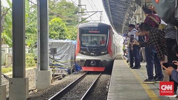 Ilustrasi. PT KAI buka suara mengenai polisi yang resmi menaikkan kasus kecelakaan kereta Bekasi Timur ke tahap penyidikan. (CNN Indonesia/ Endrapta Ibrahim)