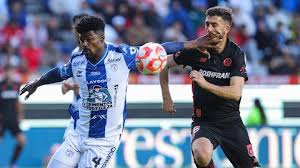 El brasileño Eduardo Bauermann y el portugués Paulinho Dias durante la fase regular | Agustin Cuevas/GettyImages