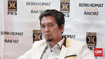 Partai Keadilan Sejahtera (PKS) menggelar pelatihan terhadap kader muda mereka yang tergabung dalam Akademi Pemimpin Muda Indonesia (APMI) di kantor pusat partai, Jakarta, Minggu (9/5). (CNN Indonesia/Andry Novelino)