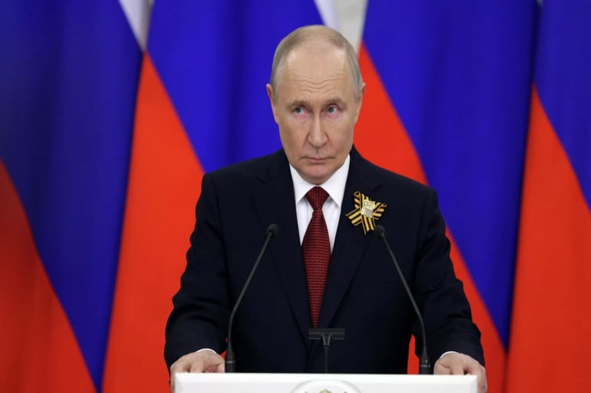 Presiden Vladimir Putin sebut perang Rusia melawan Ukraina akan segera berakhir. Dia juga buka peluang untuk bertemu Presiden Ukraina Volodymyr Zelensky. Foto/Sputnik/Gavriil Grigorov