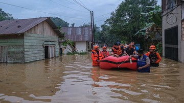 Ilustrasi. Banjir kepung wilayah Buton di Sultra. (ANTARA FOTO/Andry Denisah)