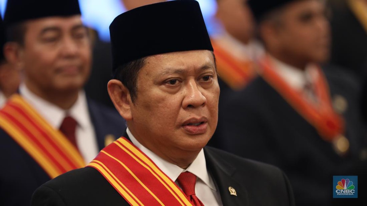 Foto: Ketua MPR RI Bambang Soesatyo dalam acara upacara penganugerahan tanda kehormatan Republik Indonesia, Istana Negara, (14/8/2024). (CNBC Indonesia/Tri Susilo)