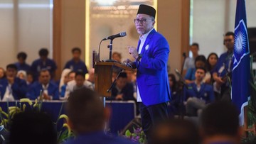 Ketua Umum Partai Amanat Nasional (PAN) Zulkifli Hasan di Jakarta beberap waktu lalu. (ANTARA FOTO/Indrianto Eko Suwarso)