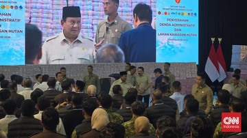 Prabowo sindir birokrat persulit izin. (CNN Indonesia/ Taufiq Hidayatullah)