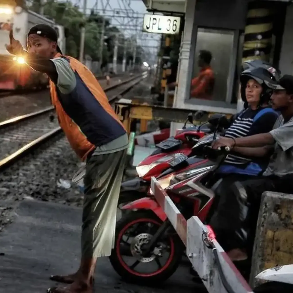 Peluang Karir PT KA Properti Manajemen: Rekrutmen Penjaga Perlintasan Dibuka Akhir Pekan Ini