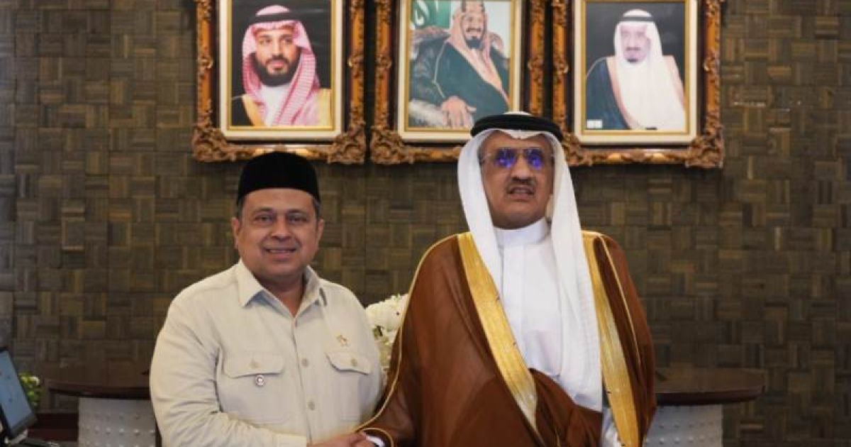 Kepala BPJPH bertemu Dubes Arab Saudi untuk Indonesia untuk membahas penguatan kerja sama bilateral di bidang jaminan produk halal (JPH). foto: BPJPH