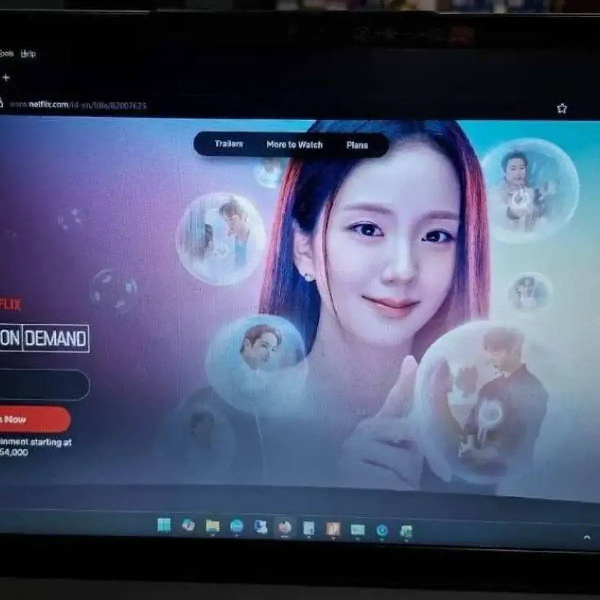 Jisoo BLACKPINK dan Seo In Guk Siap Bawa Tawa Lewat Drakor Rom-Com Eksklusif Netflix Maret 2026