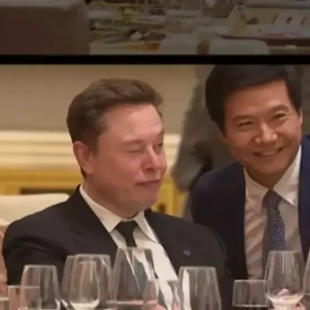 Momen Santai Elon Musk di Tengah Diplomatik Tingkat Tinggi Beijing, Ekspresi Kocak Jadi Sorotan