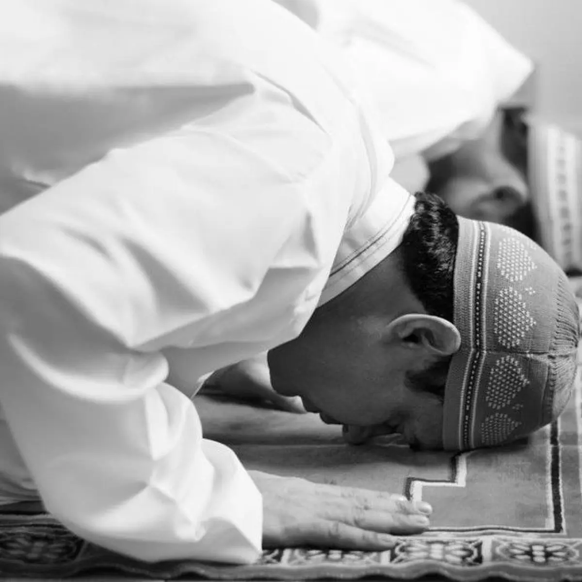 Ilustrasi sholat (Foto: Freepik/Freepik)