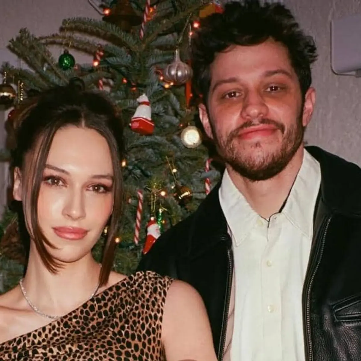 Ilustrasi: Masa Depan Bersama: Pete Davidson dan Elsie Hewitt Pisah Setelah Setahun, Fokus pada Pengasuhan Bersama