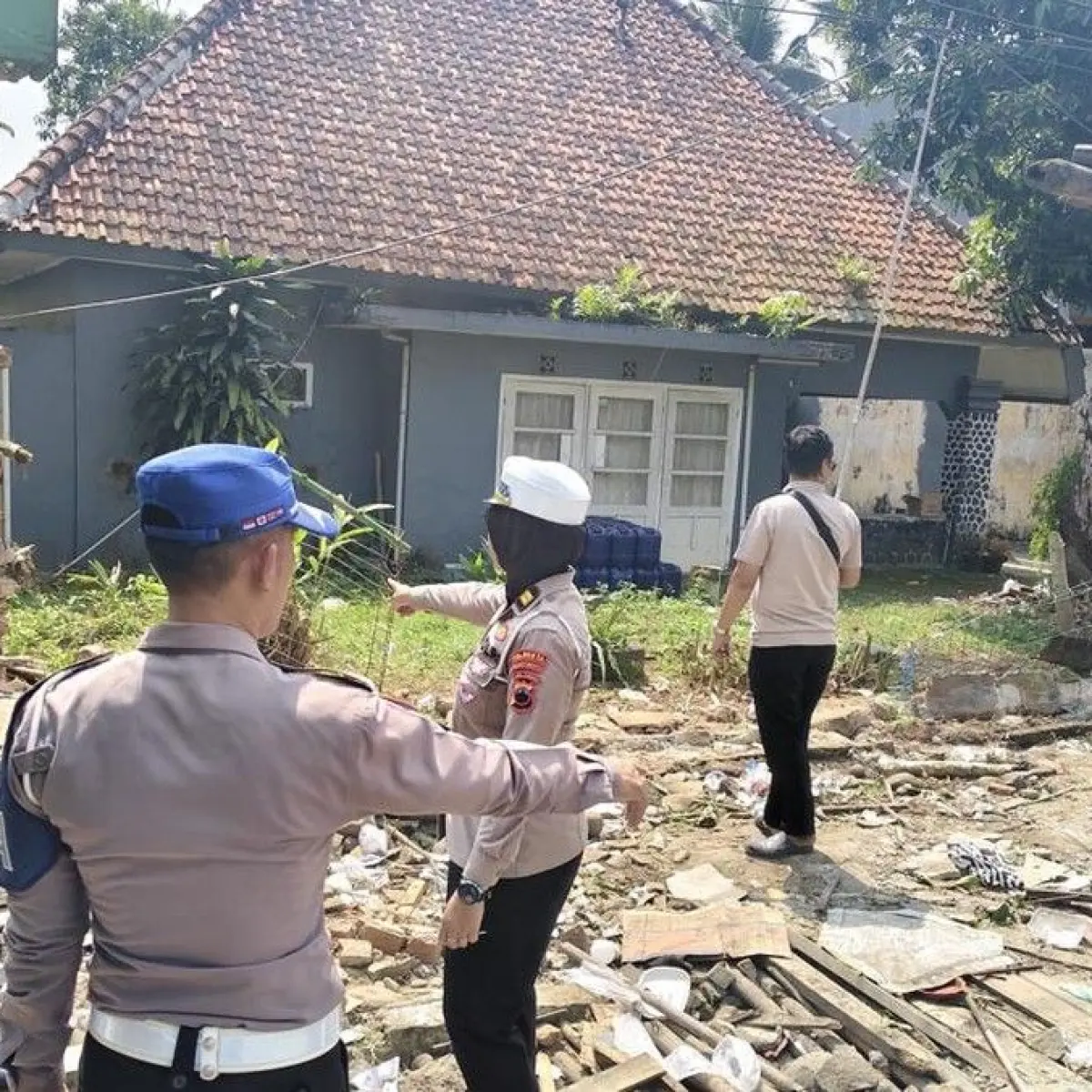 Bus Sugeng Rahayu Hantam Bangunan di Banyumas, Dua Jiwa Melayang Dini Hari