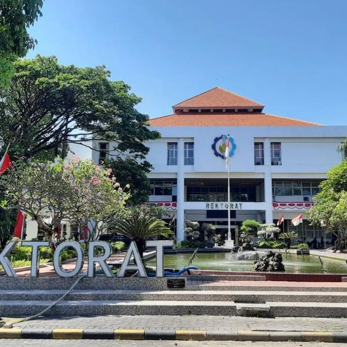 Kampus ITS. Foto: Esti Widiyana