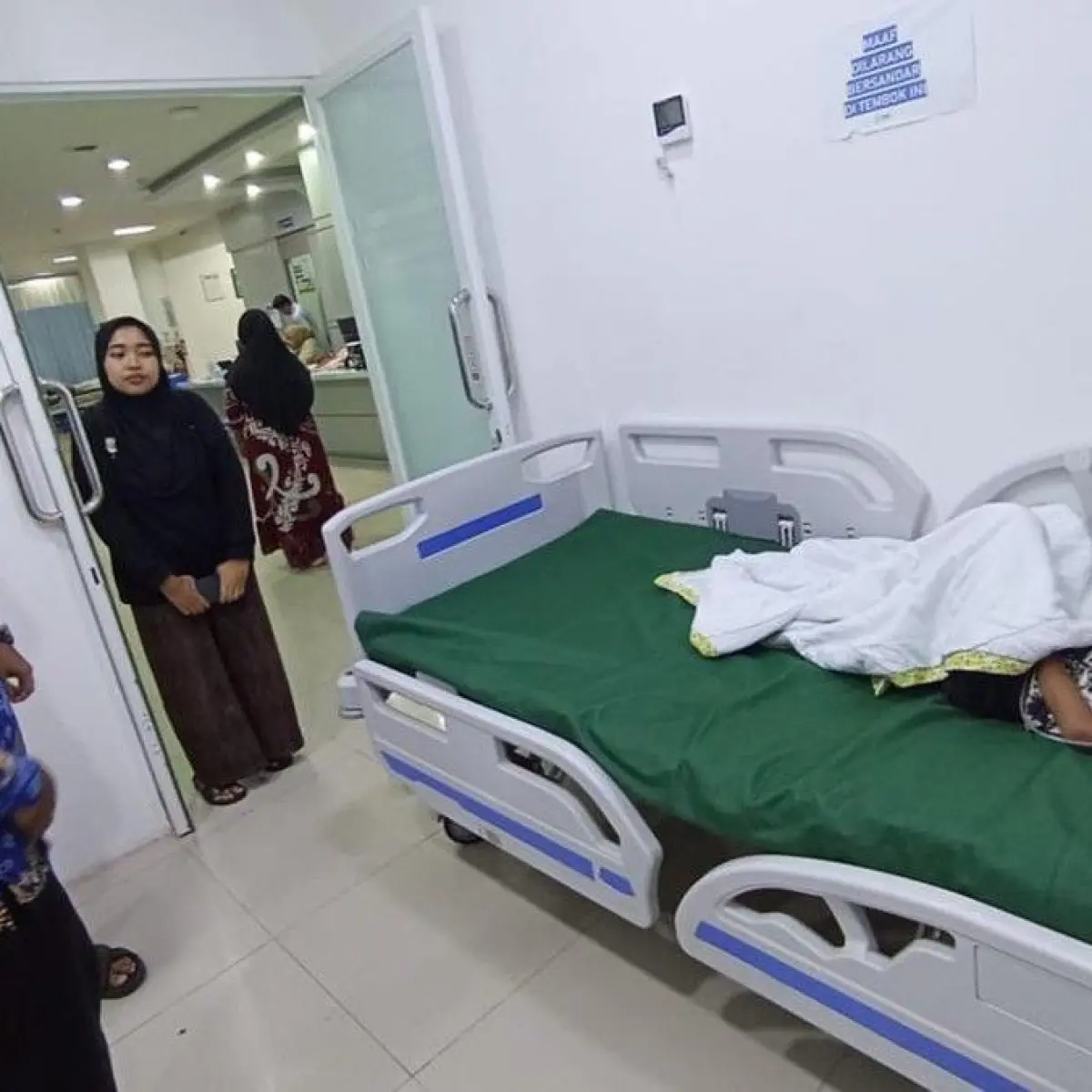 Siswa TK-PAUD di Jember keracunan MBG saat mendapat perawatan medis (Foto: Dok. Istimewa)