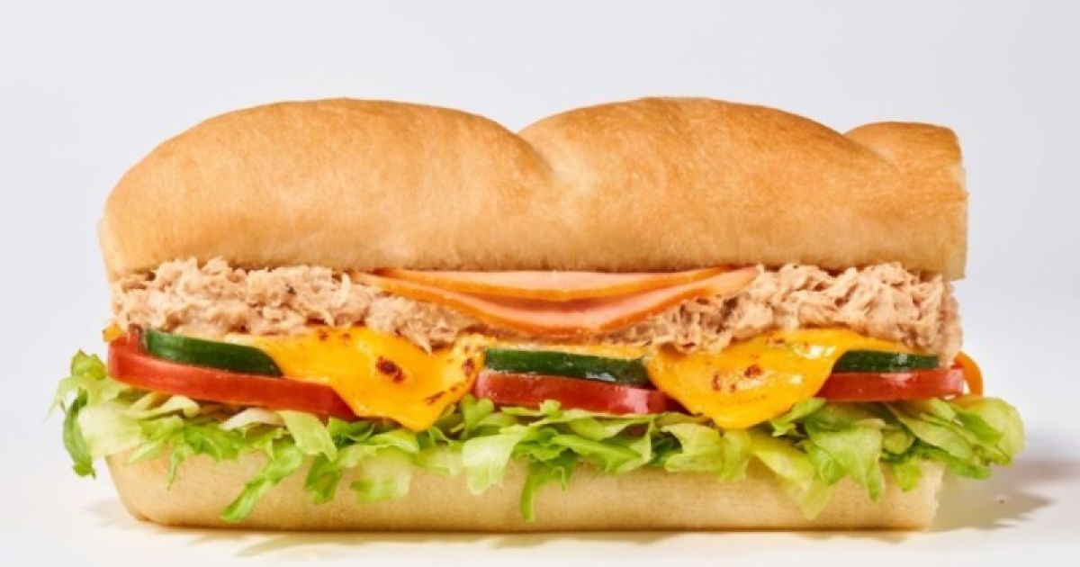 Menu terbaru Subway, SubSavers adalah paket hemat berisi satu sandwich 6-inch pilihan dan satu minuman seharga Rp39 ribu. foto: Subway