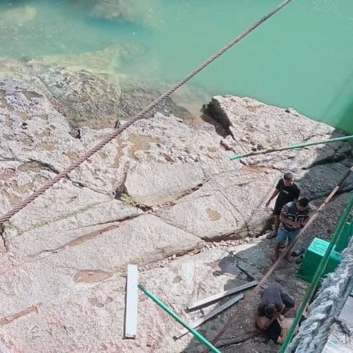 Foto: Lokasi turis Austria jatuh di jembatan gantung Air Terjun Cunca Wulang, Manggarai Barat, Minggu (24/5/2026). (Istimewa)