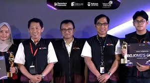 Penyerahan Innovillage Award, di Auditorium Damar, Telkom University Bandung, Rabu (20/5/26).