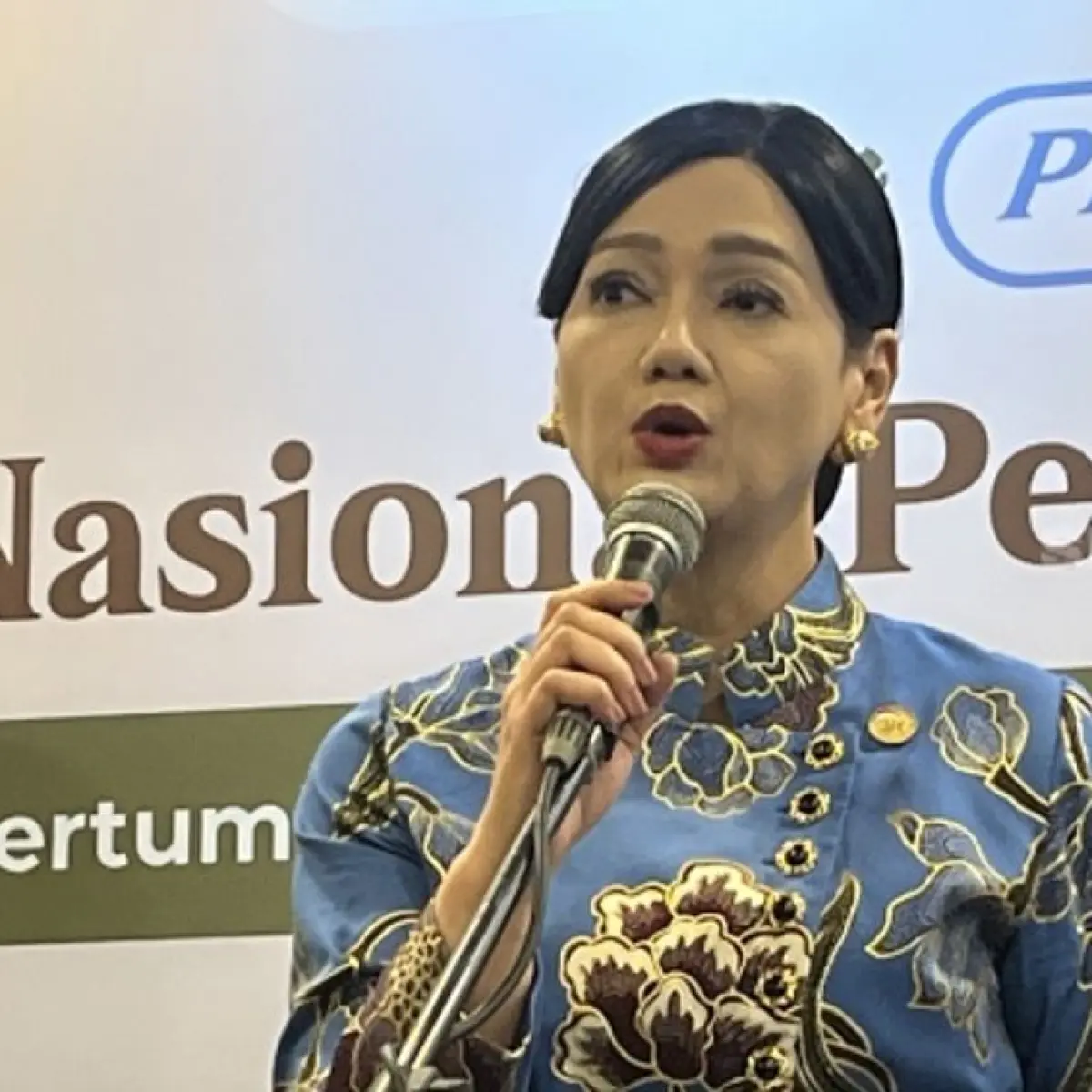 Ketua Dewan Komisioner OJK, Friderica Widyasari Dewi [Suara.com/Rina]