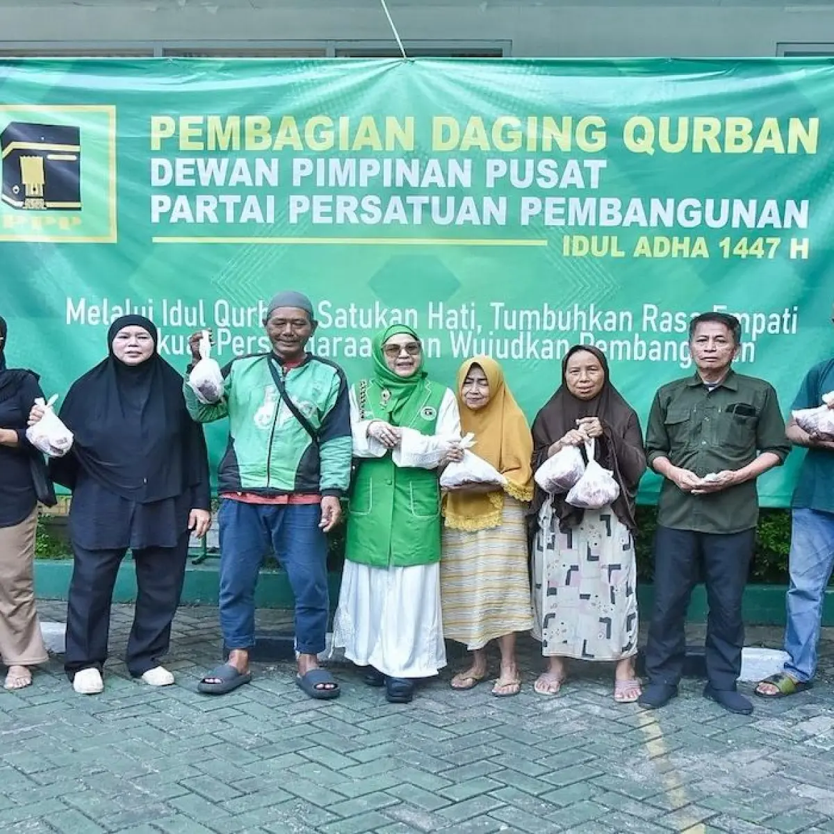 PPP mengadakan penyembelihan sekaligus distribusi hewan kurban secara serentak.(Dok. MI)
