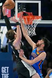 Adu Taktik di Lapangan Kayu: Membedah Kunci Sukses Spurs Kontra Kekuatan Serangan Oklahoma City Thunder